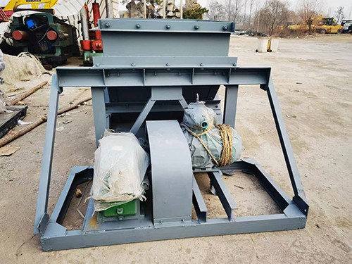 K3往复式给煤机的安装及使用 K3往复式给煤机的安装及使用