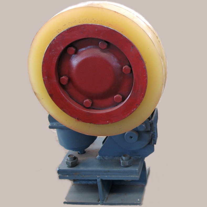 液压缓冲滚轮罐耳